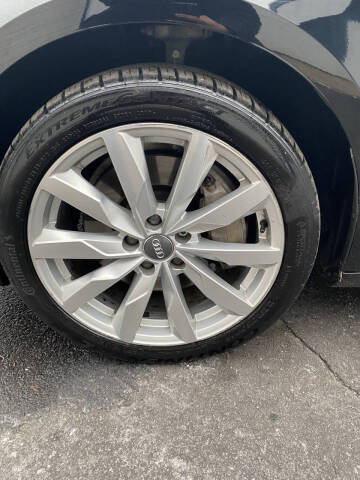 2017 Audi A4 2.0T quattro Premium