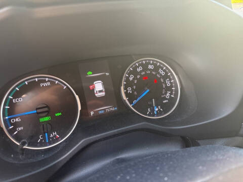 2022 Toyota RAV4 Hybrid XLE