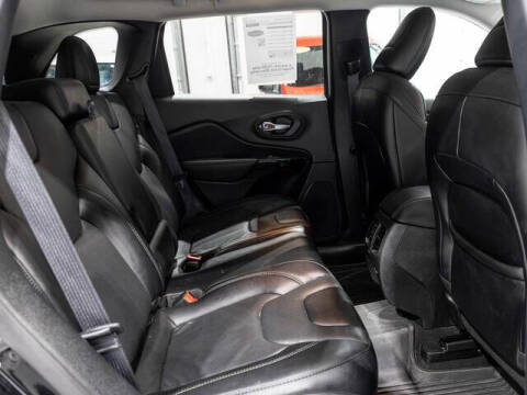 2023 Jeep Cherokee Altitude Lux
