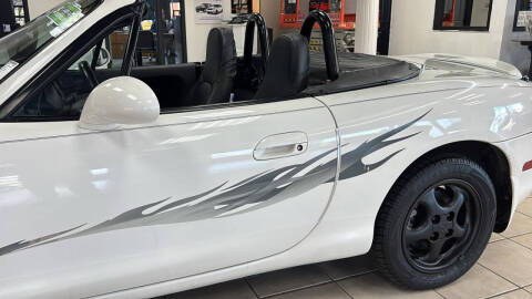 2000 Mazda MX-5 Miata