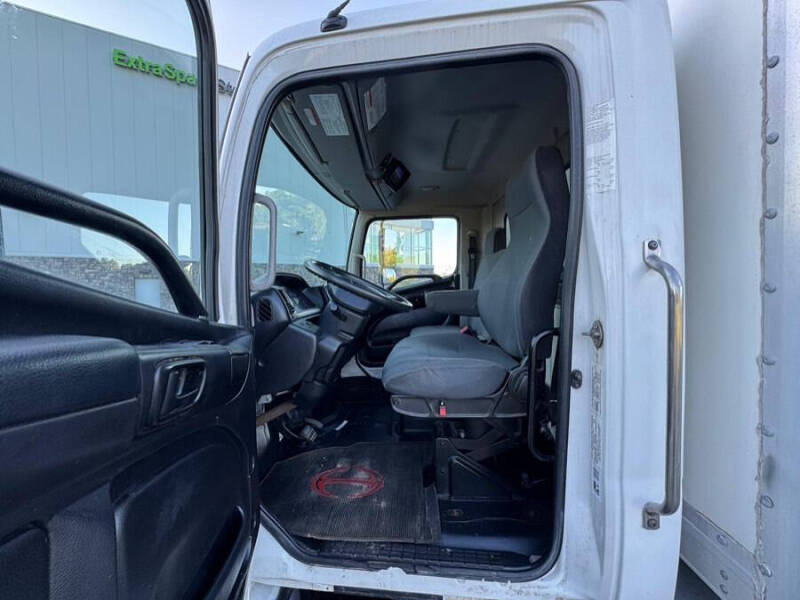2019 Hino 338