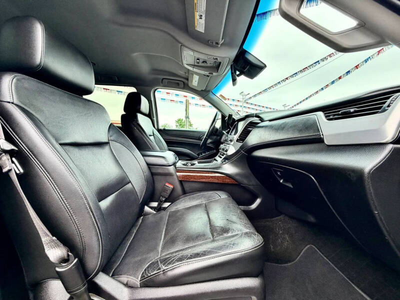 2017 GMC Yukon XL SLT