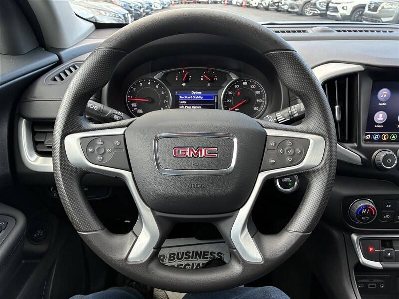 2024 GMC Terrain SLE