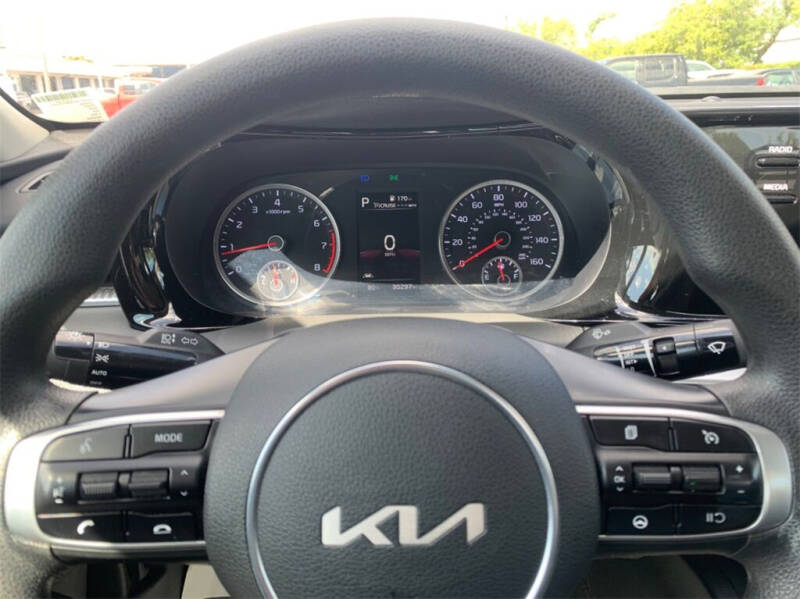2022 Kia K5