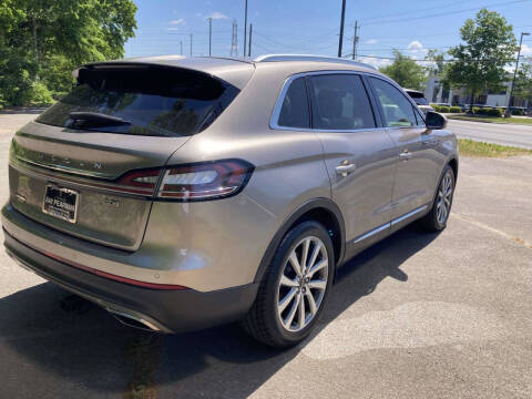 2019 Lincoln Nautilus Select