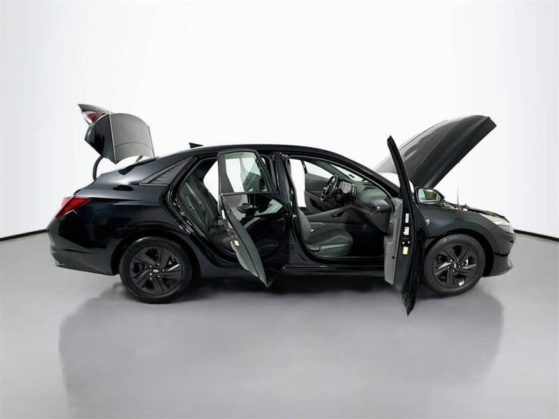 2022 Hyundai Elantra