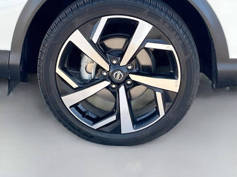 2022 Nissan Rogue Sport SL
