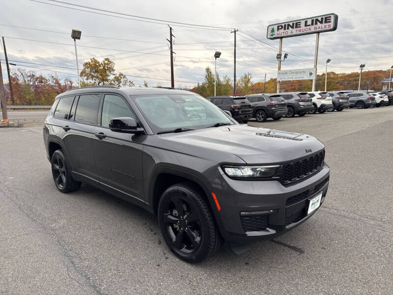 2023 Jeep Grand Cherokee L Limited's photo