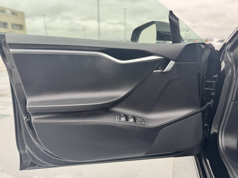 2013 Tesla Model S