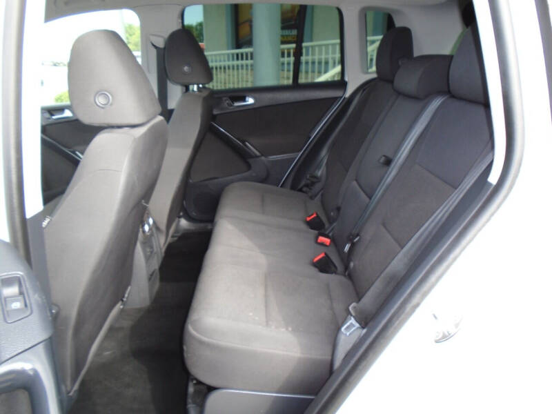 2017 Volkswagen Tiguan 2.0T S