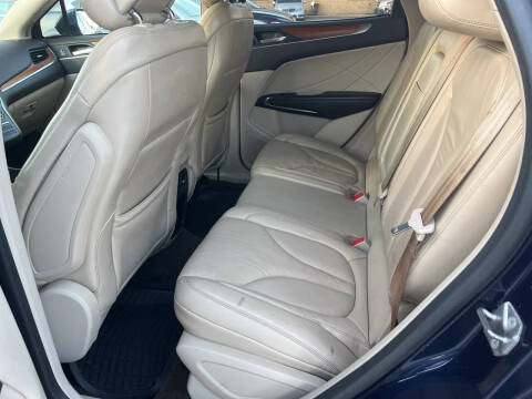 2017 Lincoln MKC Select