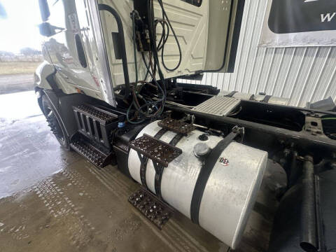 2020 International RH613