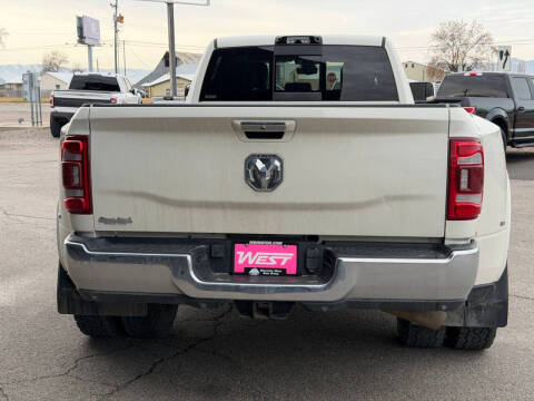 2022 RAM 3500 Laramie