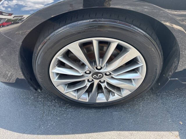 2022 Infiniti Q50 Luxe