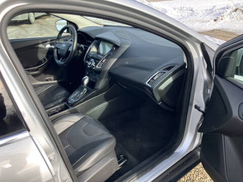 2017 Ford Focus Titanium