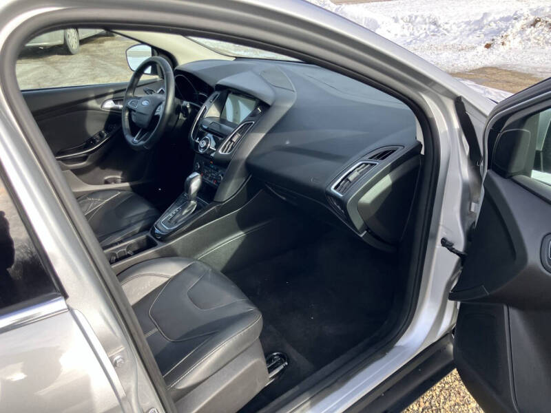 2017 Ford Focus Titanium