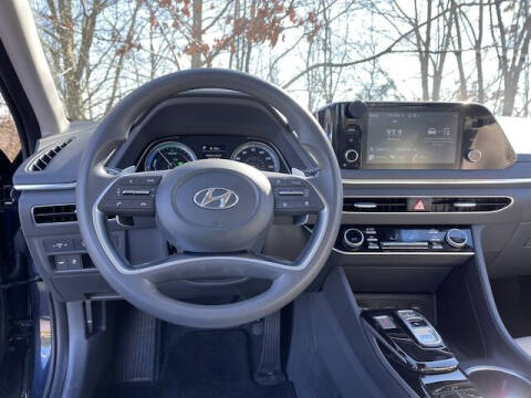 2022 Hyundai Sonata Hybrid Blue