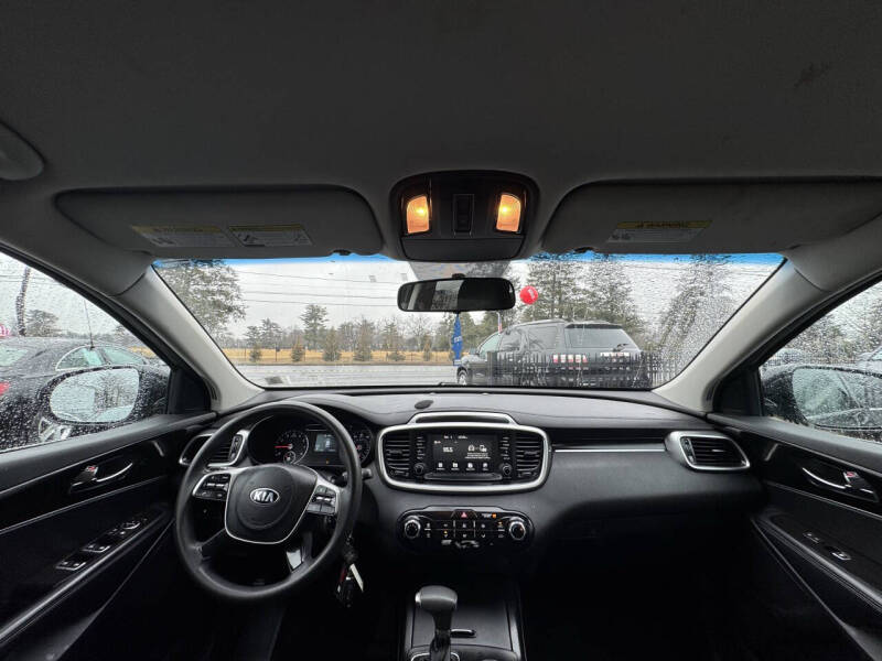 2019 Kia Sorento LX