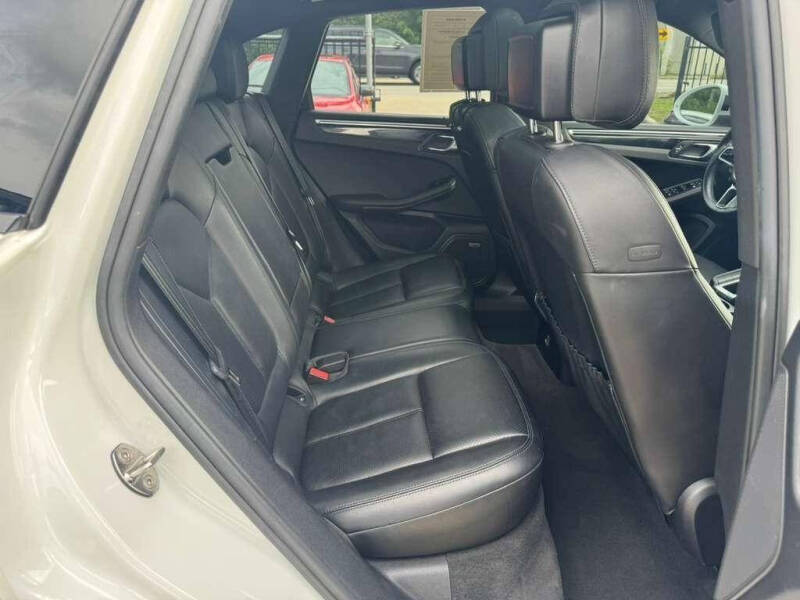 2018 Porsche Macan