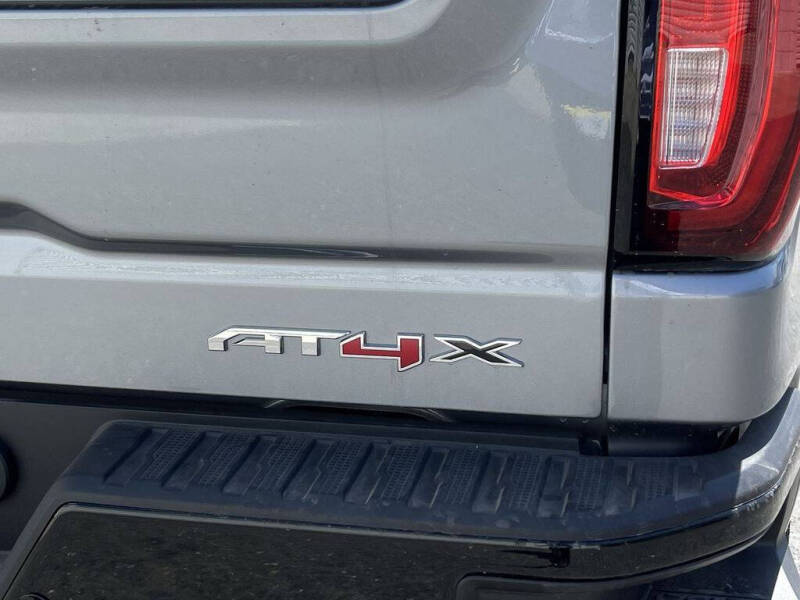 2025 GMC Sierra 1500 AT4X