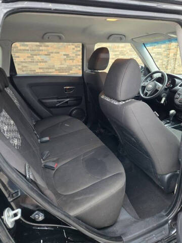 2010 Kia Soul +