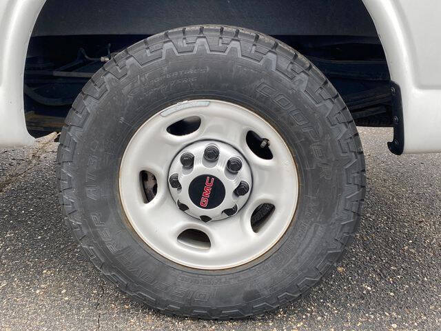 2024 GMC Savana 2500