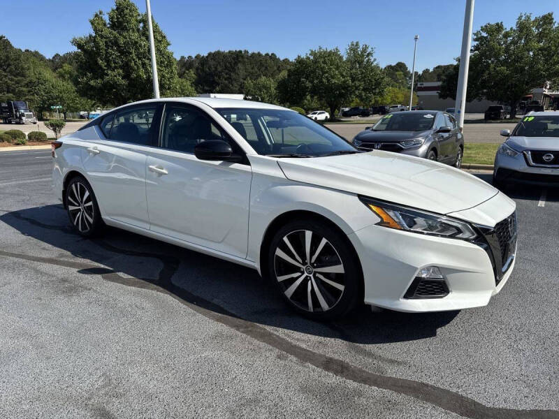 2022 Nissan Altima 2.5 SR