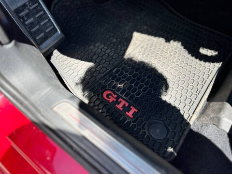 2017 Volkswagen Golf GTI SE