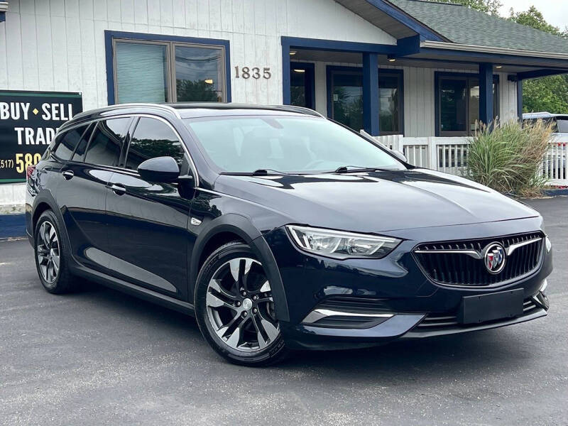 2018 Buick Regal TourX Essence