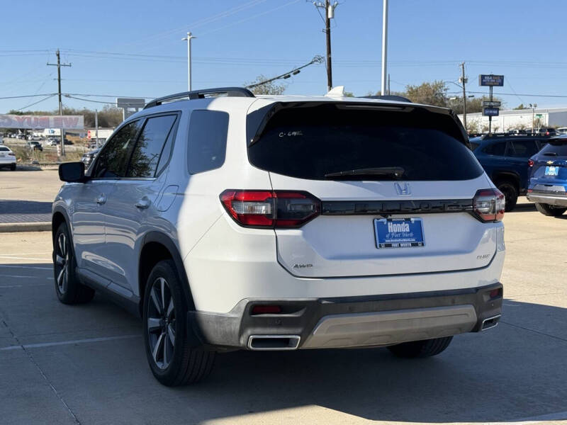 2023 Honda Pilot Elite