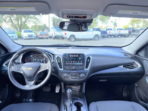 2017 Chevrolet Malibu LT