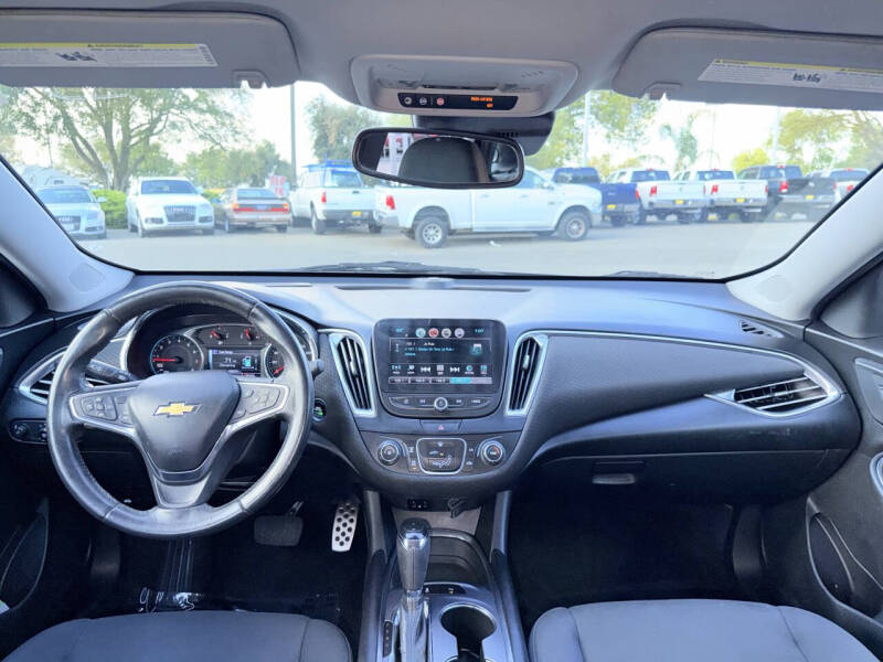 2017 Chevrolet Malibu LT