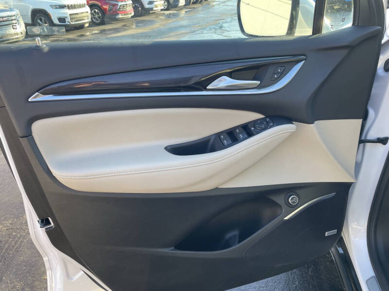 2021 Buick Enclave Essence