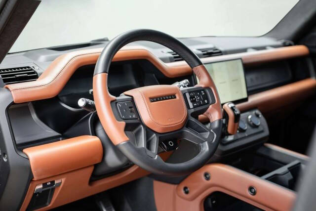 2025 Land Rover Defender