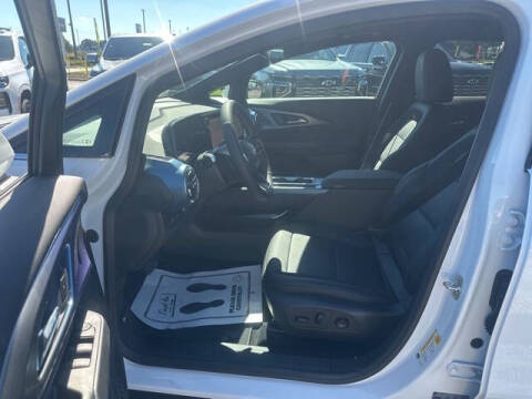 2026 Chevrolet Equinox EV LT 2