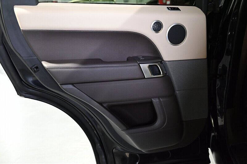 2020 Land Rover Range Rover Sport 25