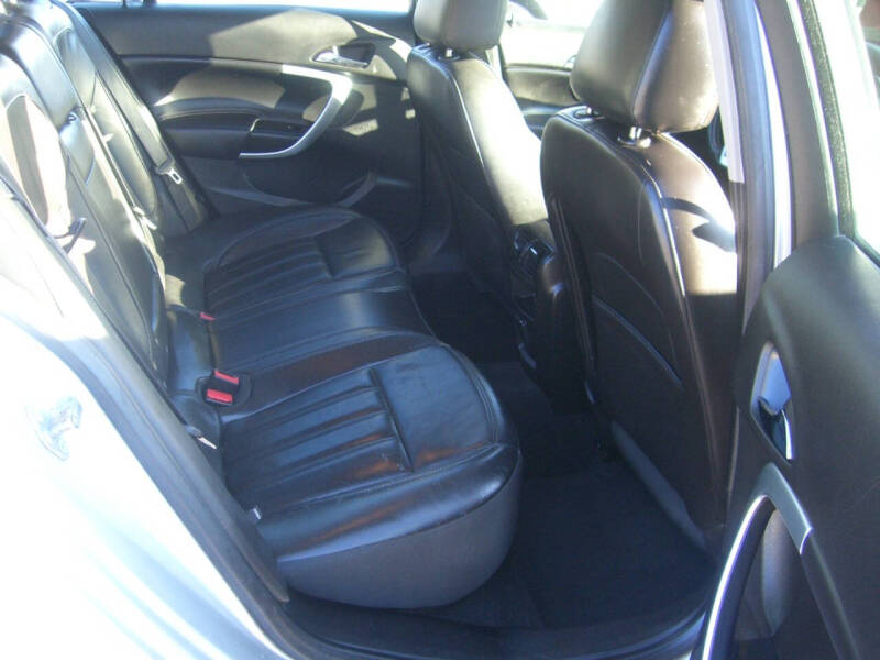 2013 Buick Regal Premium 2