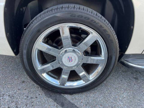 2011 Cadillac Escalade ESV Luxury