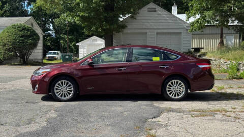 2013 Toyota Avalon Hybrid XLE Premium