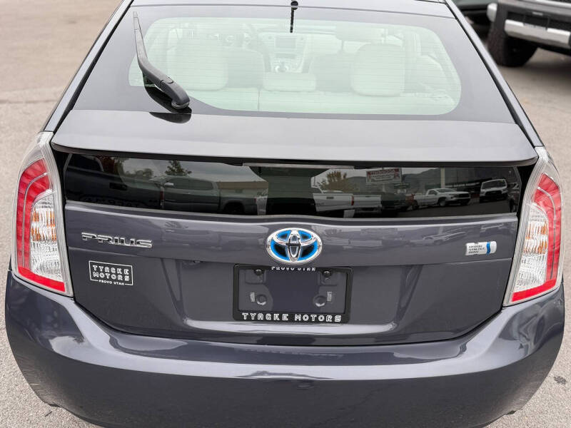 2012 Toyota Prius Two