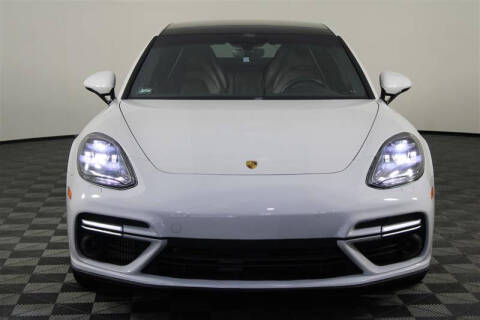 2017 Porsche Panamera Turbo