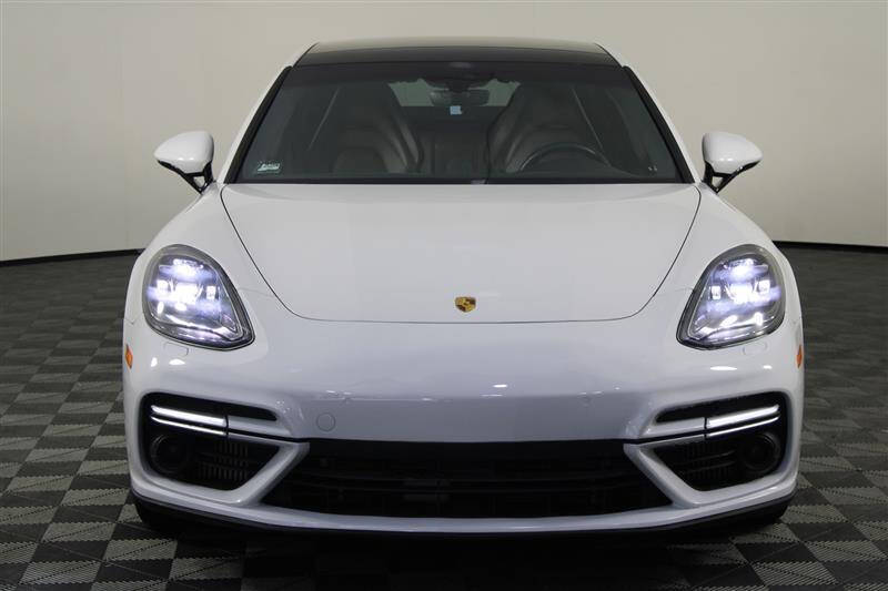 2017 Porsche Panamera Turbo