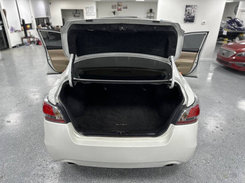 2014 Nissan Altima SL photo 31