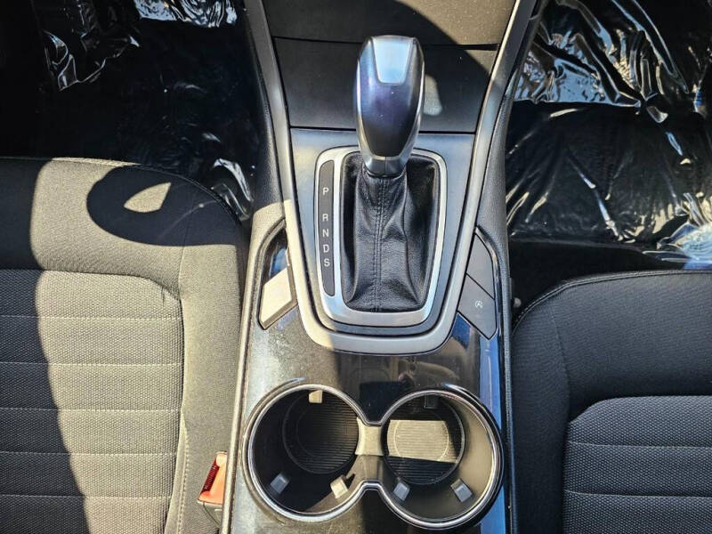 2017 Ford Edge SE