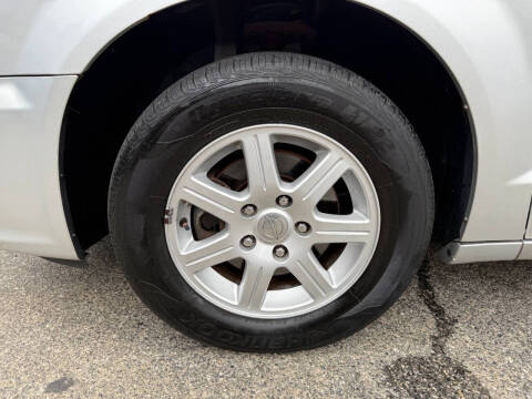 2011 Chrysler Town and Country Touring