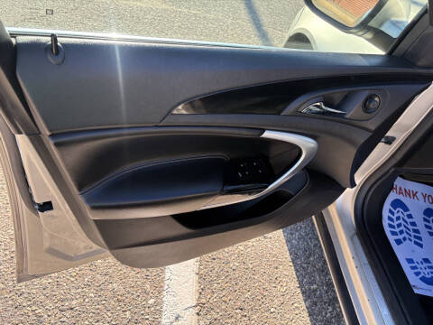 2013 Buick Regal Premium 1