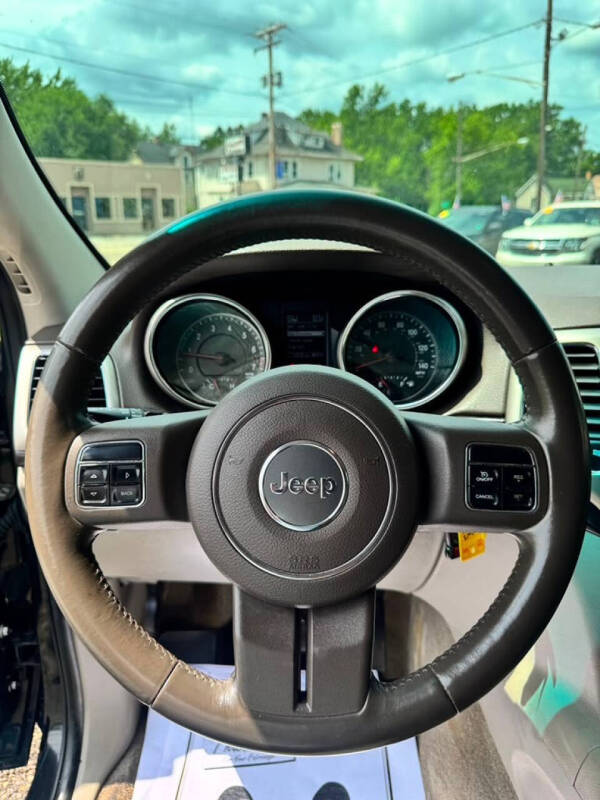 2012 Jeep Grand Cherokee Laredo