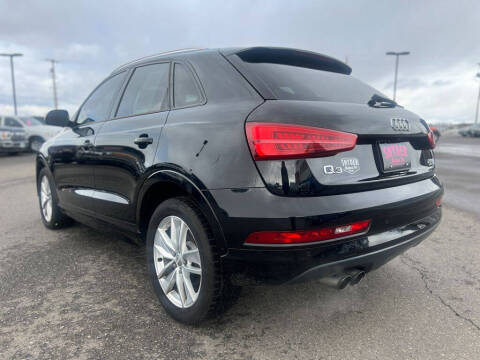 2017 Audi Q3 2.0T quattro Premium