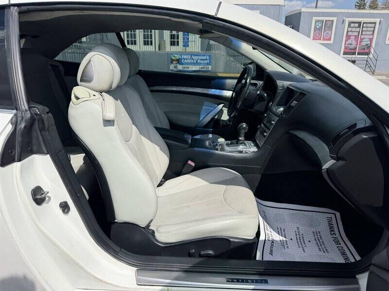 2013 Infiniti G37 Convertible