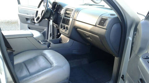 2005 Ford Explorer XLT